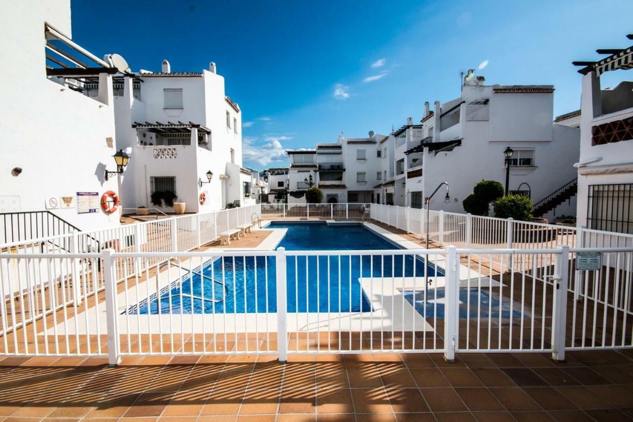 Puerto De La Duquesa Beach Apartment Castillo de Sabinillas Buitenkant foto