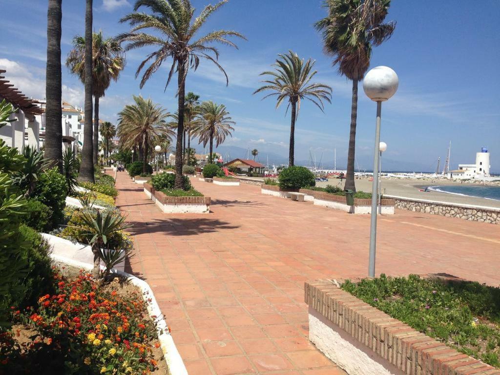 Puerto De La Duquesa Beach Apartment Castillo de Sabinillas Buitenkant foto